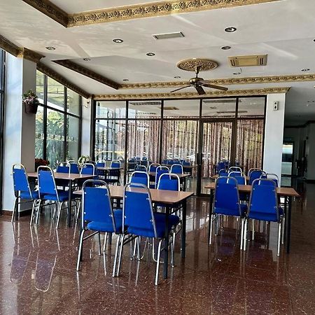 Langkawi Baron Hotel Куах Экстерьер фото