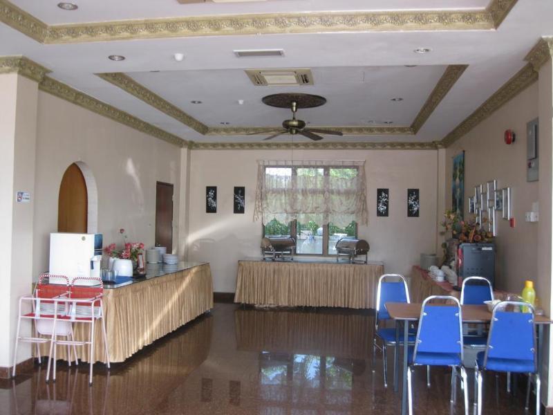 Langkawi Baron Hotel Куах Экстерьер фото