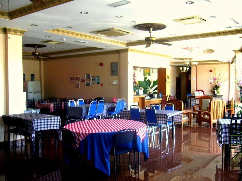 Langkawi Baron Hotel Куах Экстерьер фото