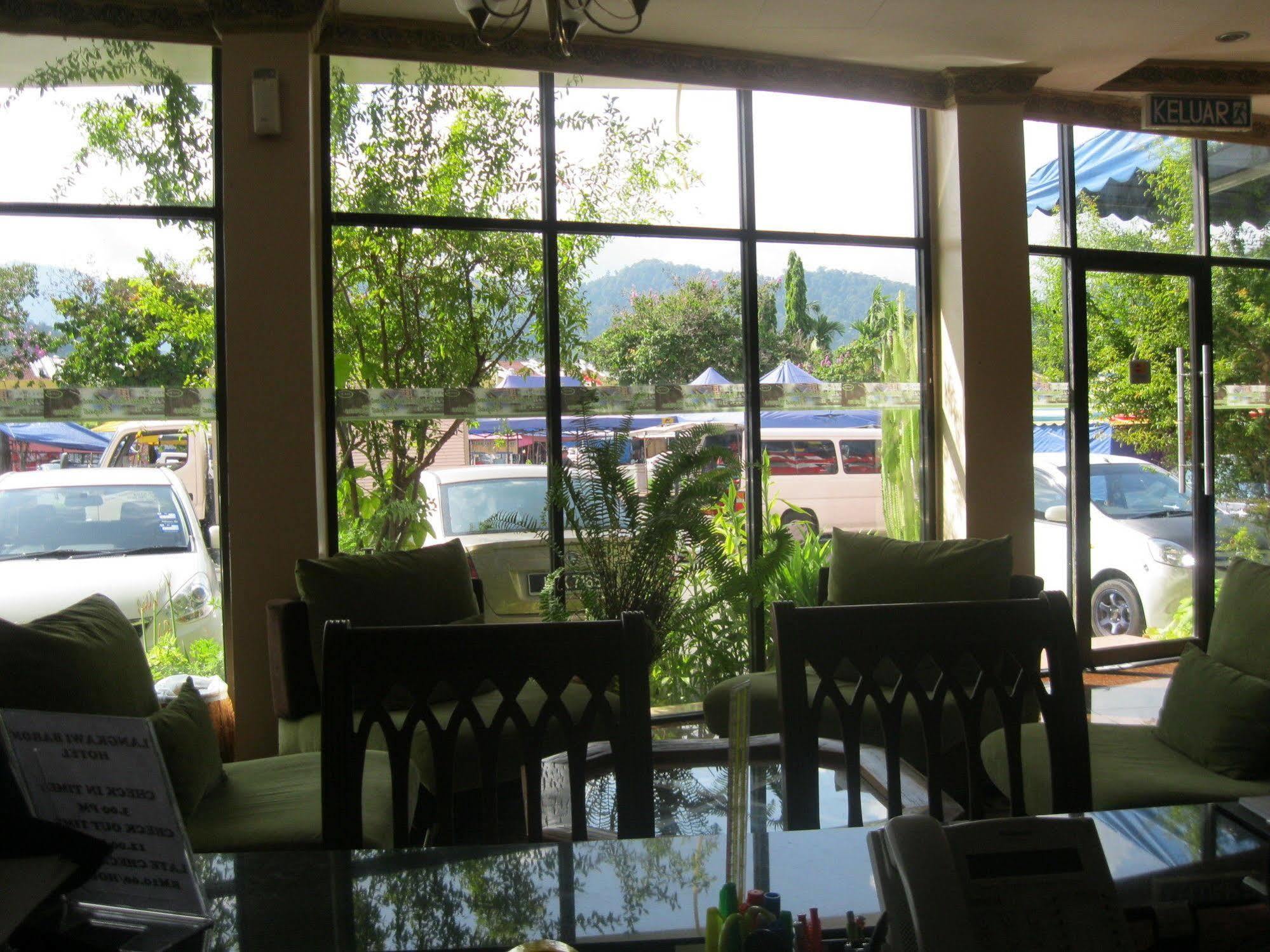 Langkawi Baron Hotel Куах Экстерьер фото